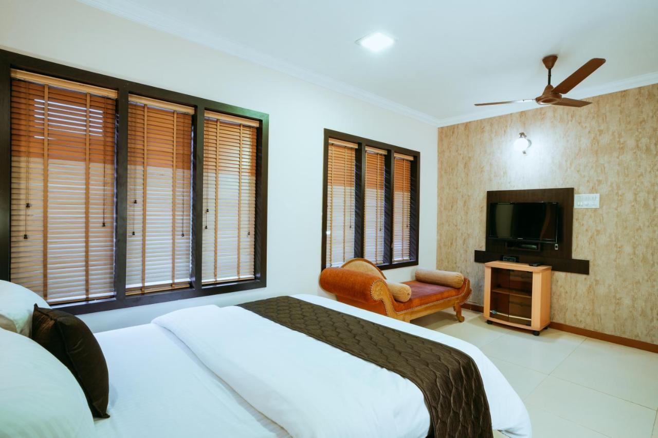 Asokam Beach Resort Kannur Esterno foto