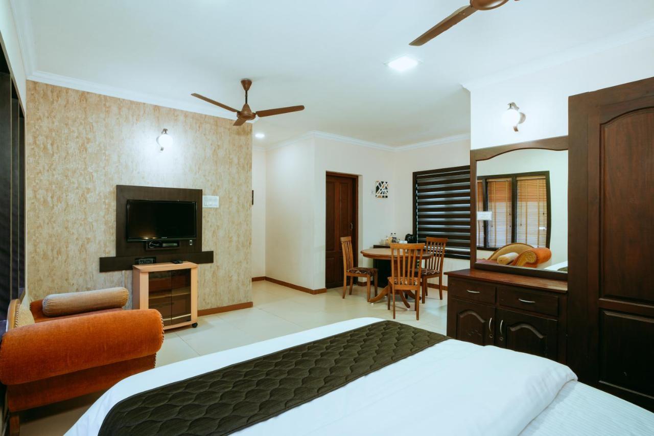 Asokam Beach Resort Kannur Esterno foto