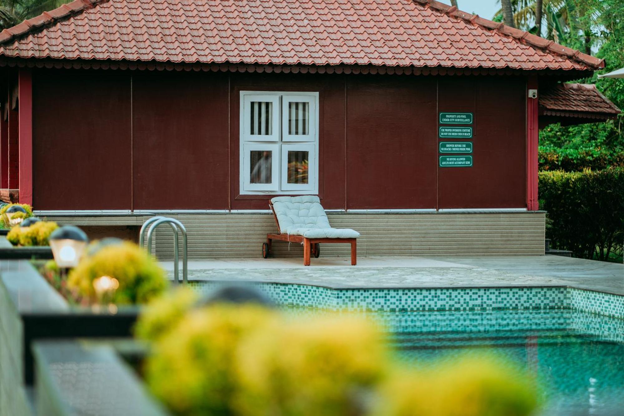 Asokam Beach Resort Kannur Esterno foto