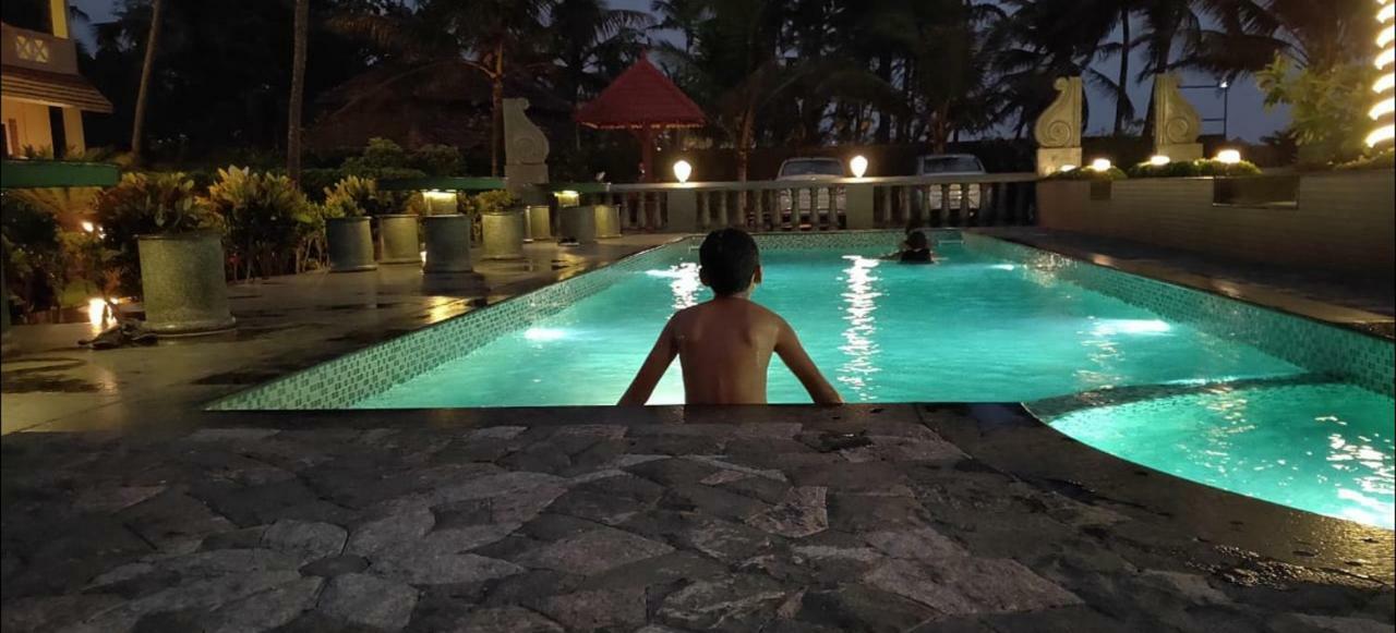 Asokam Beach Resort Kannur Esterno foto